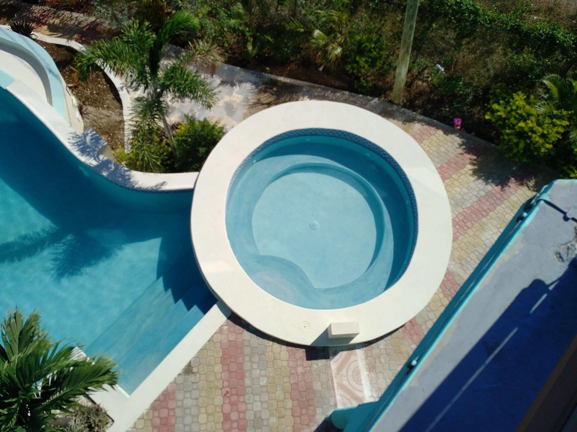 Negril Sky Blue Resorts 외부 사진